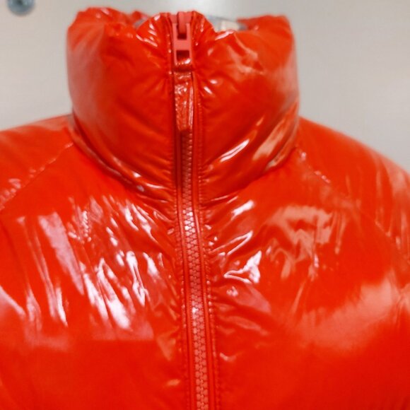 💥HOT ITEM💥ZARA Blogger Fav Quilted Cropped Puffer in Glossy Red - Picture 11 of 16